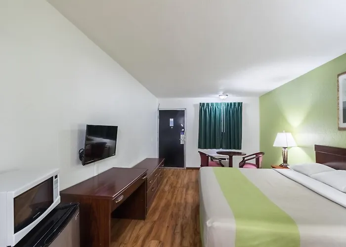 6-mattoon, Il Hotel 2*