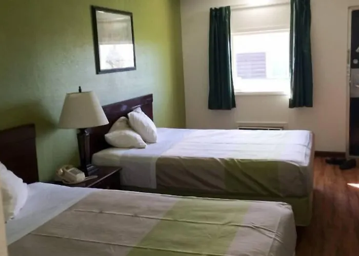 6-mattoon, Il Hotel 2*