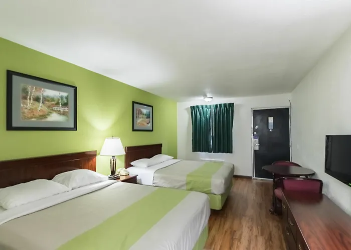 6-mattoon, Il Hotel