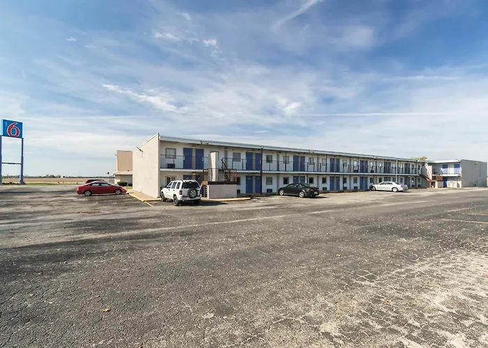 6-mattoon, Il Hotel 2*